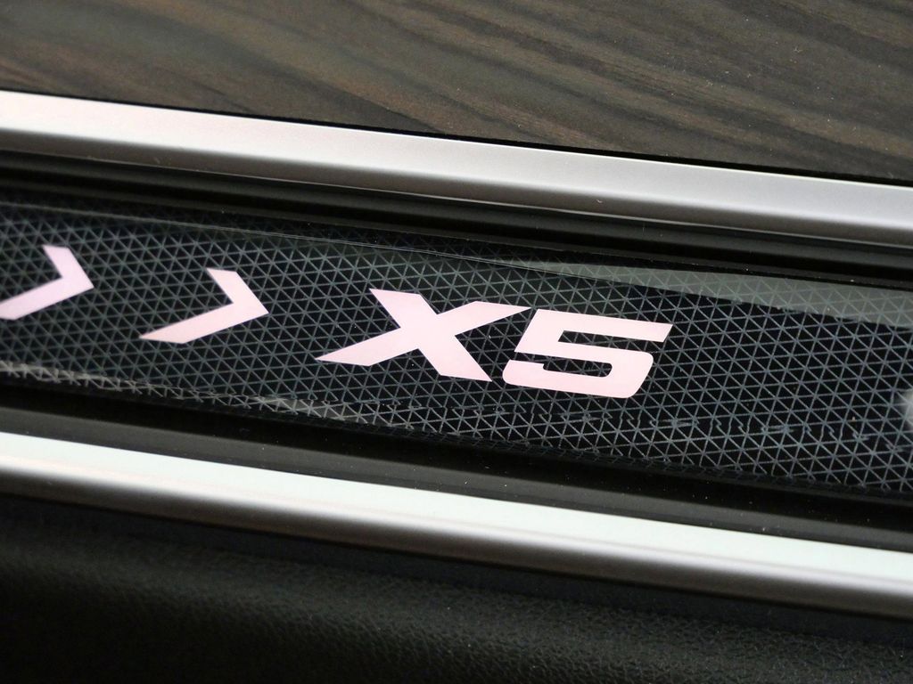Thumbnail: 2026 BMW X5 - 31