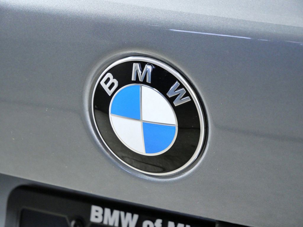Thumbnail: 2026 BMW X5 - 21