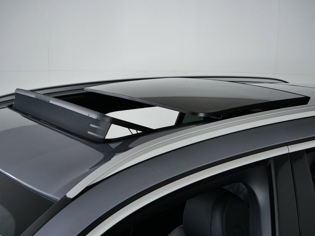 Thumbnail: 2026 BMW X5 - 27