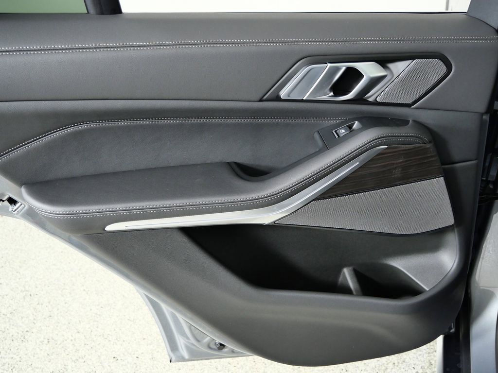 Thumbnail: 2026 BMW X5 - 35