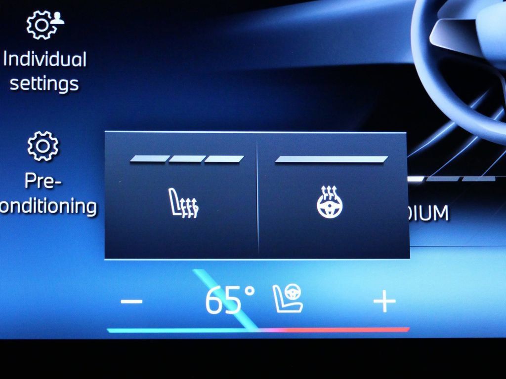 Thumbnail: 2026 BMW X5 - 14