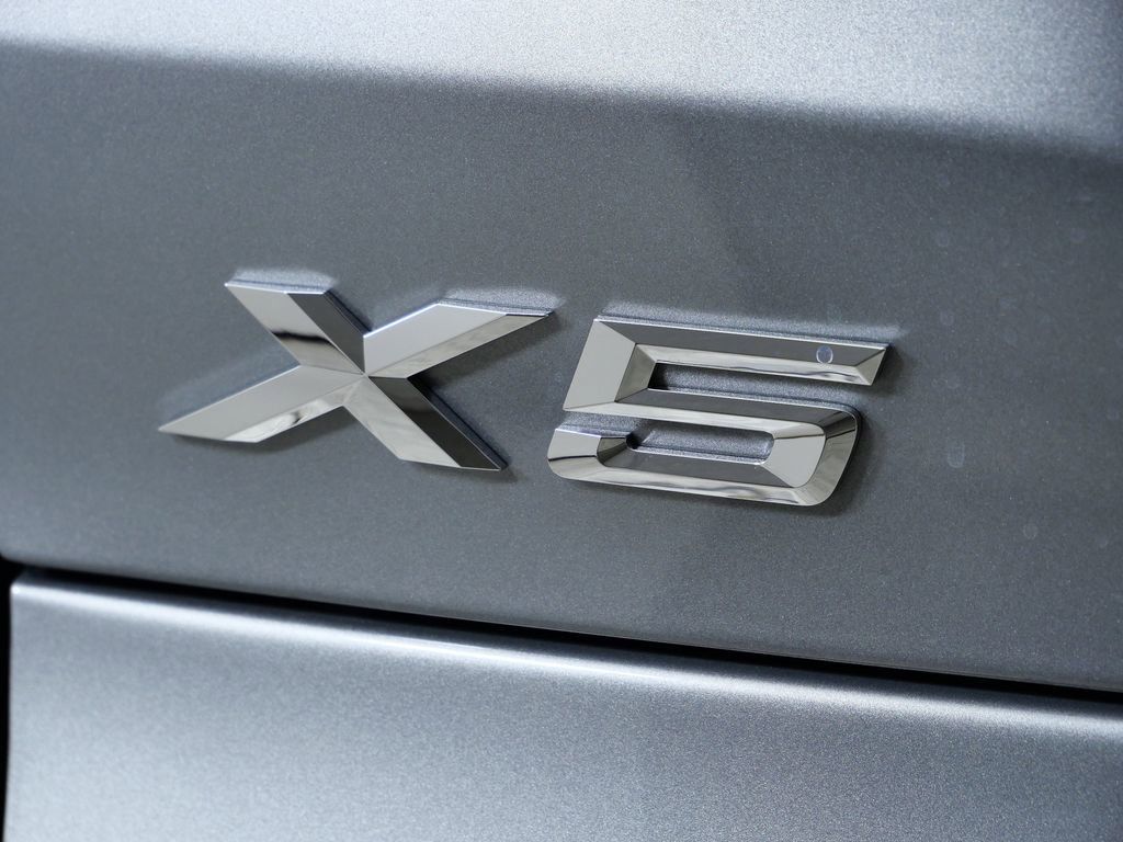 Thumbnail: 2026 BMW X5 - 24
