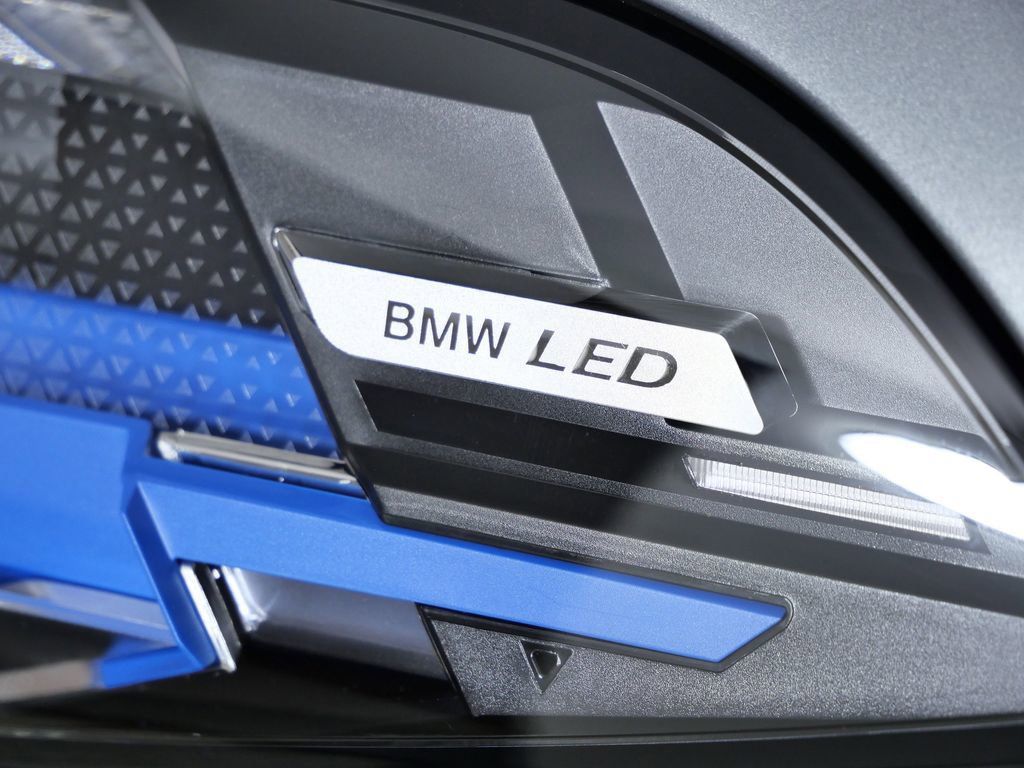 Thumbnail: 2026 BMW X5 - 7