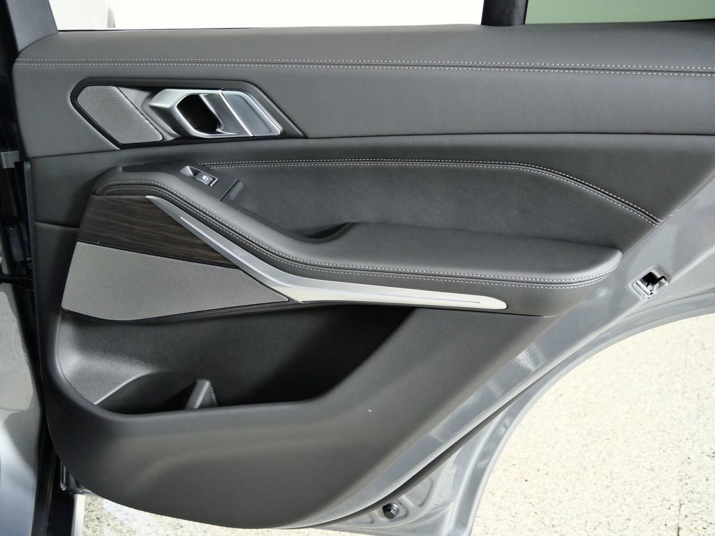 Thumbnail: 2026 BMW X5 - 31