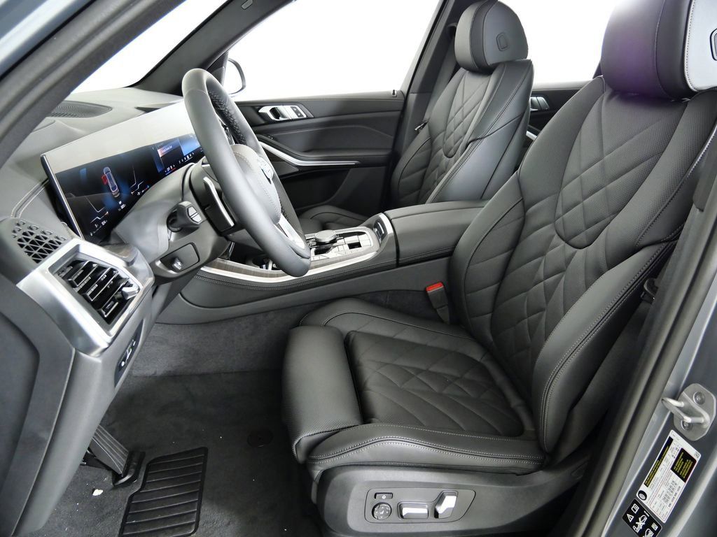 Thumbnail: 2026 BMW X5 - 40