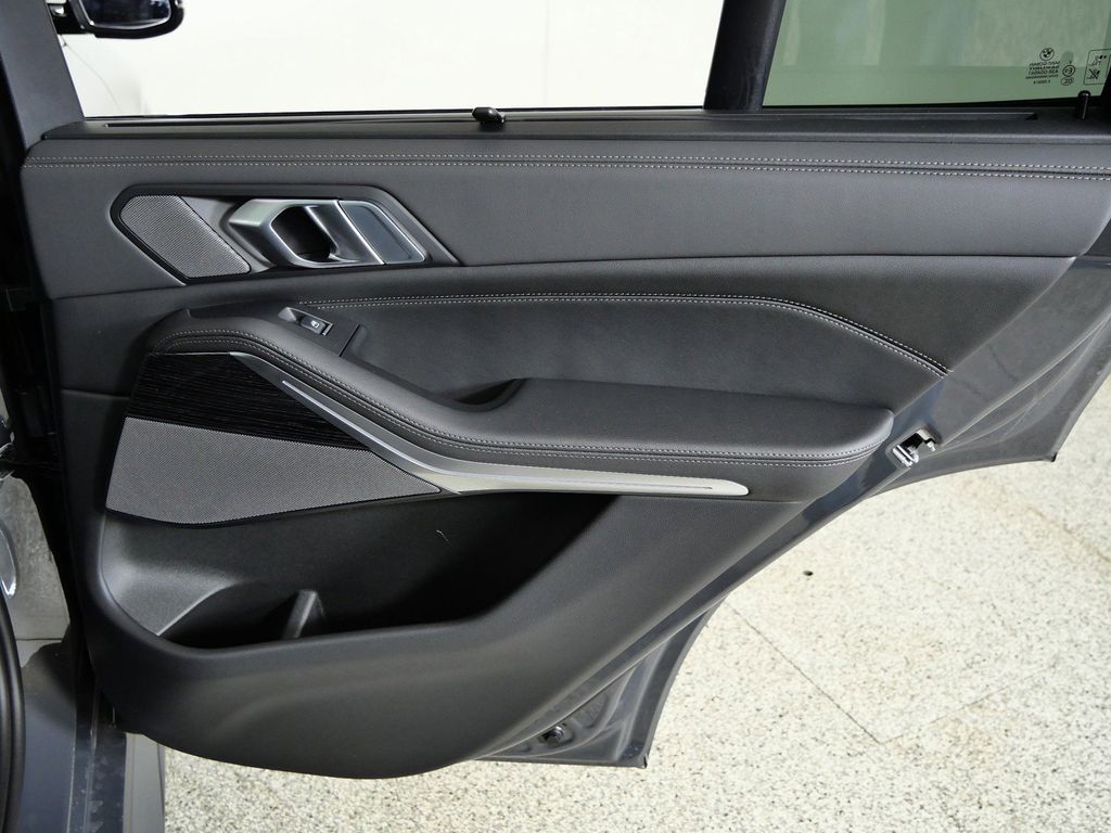 Thumbnail: 2026 BMW X5 - 29