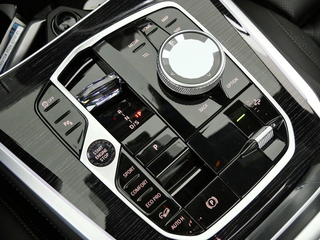 Thumbnail: 2026 BMW X5 - 51
