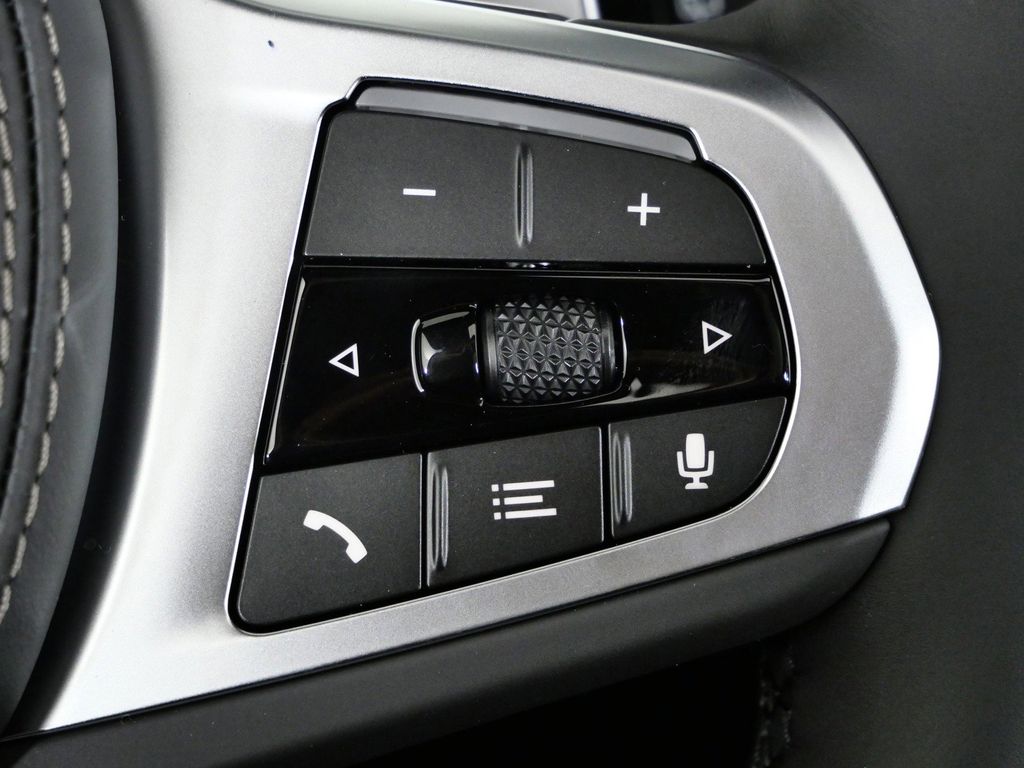 Thumbnail: 2026 BMW X5 - 43