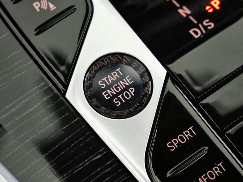 Thumbnail: 2026 BMW X5 - 50