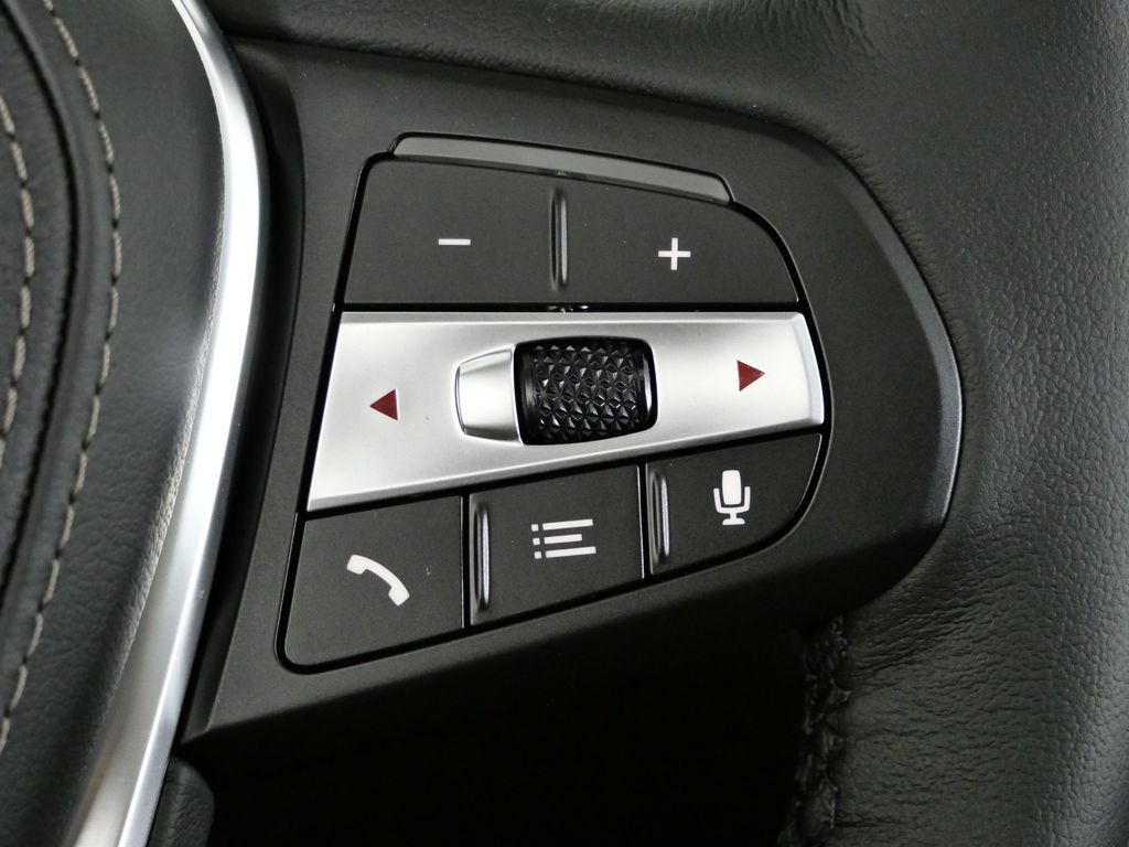 Thumbnail: 2026 BMW X5 - 45