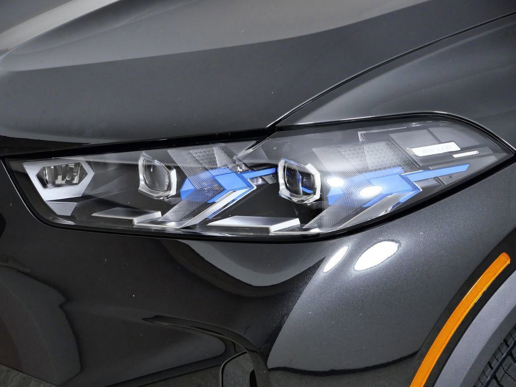 Thumbnail: 2026 BMW X5 - 16