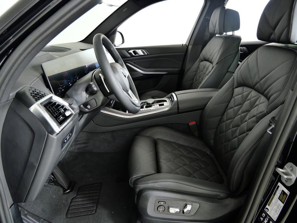 Thumbnail: 2026 BMW X5 - 40