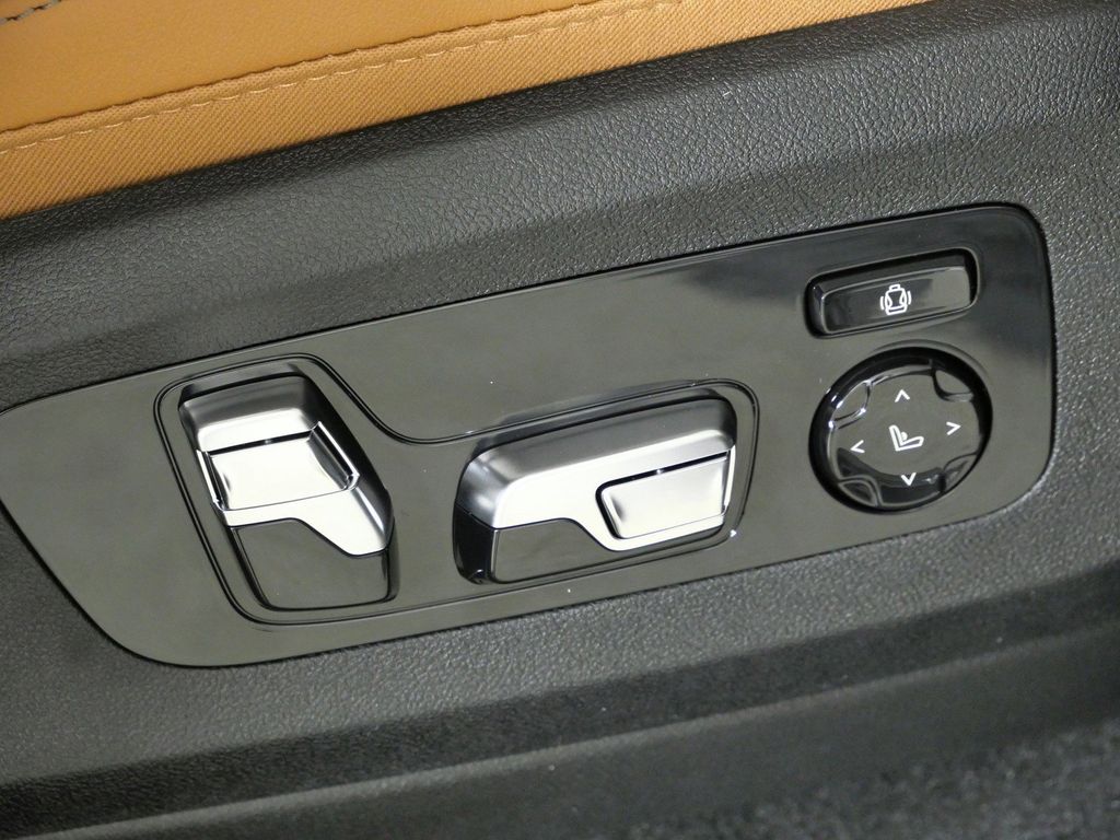 Thumbnail: 2026 BMW X5 - 29