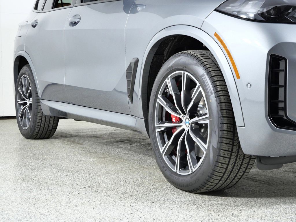 Thumbnail: 2026 BMW X5 - 8