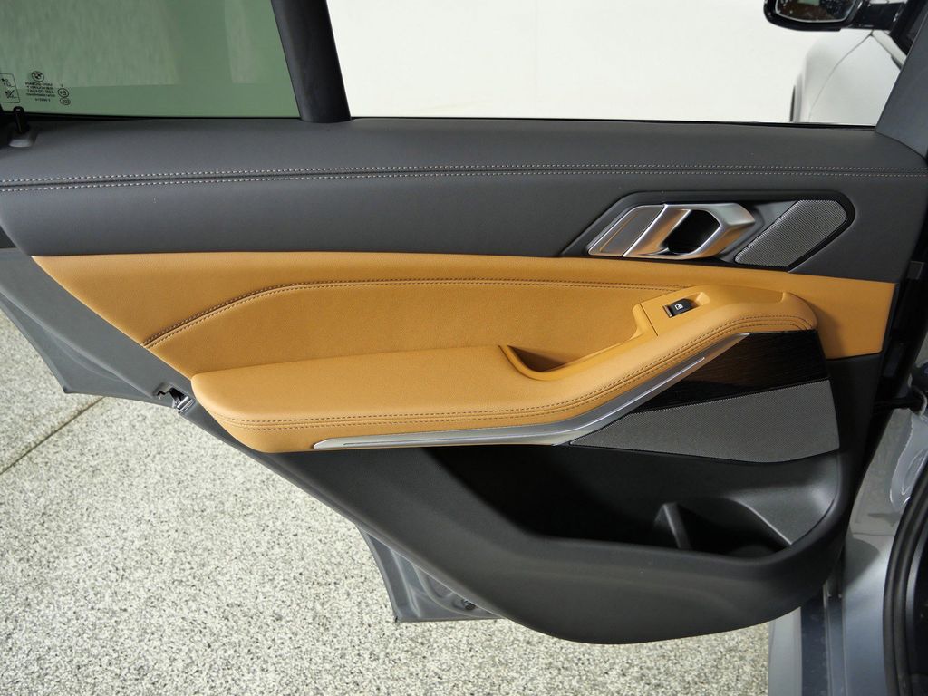 Thumbnail: 2026 BMW X5 - 35