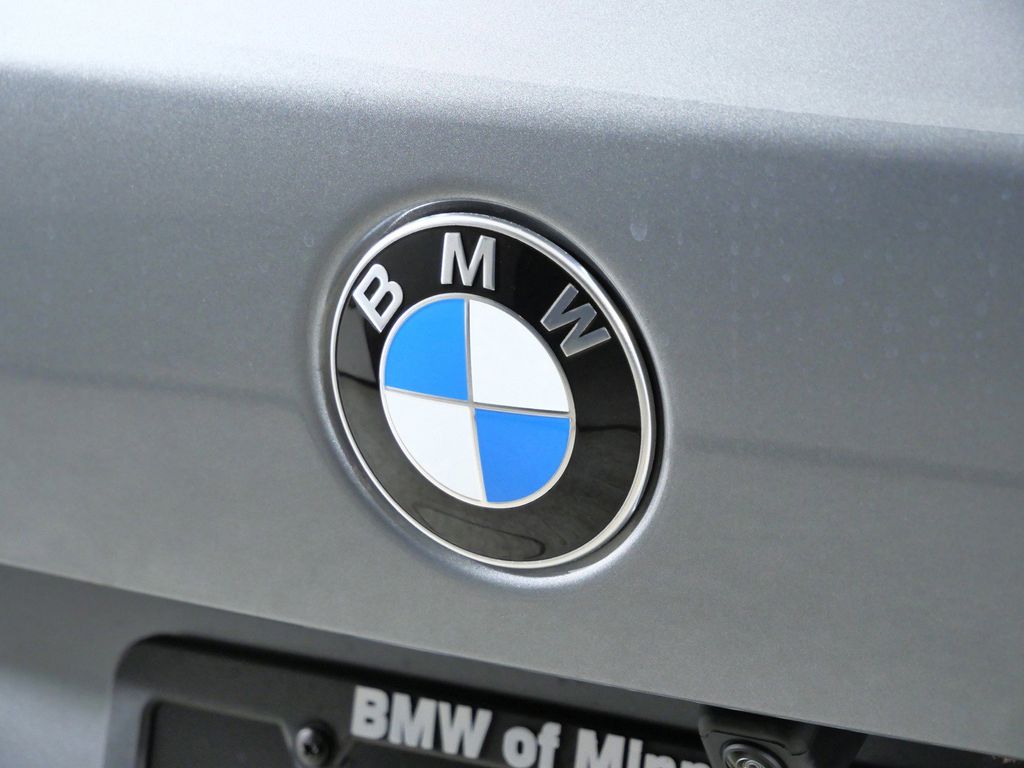 Thumbnail: 2026 BMW X5 - 21