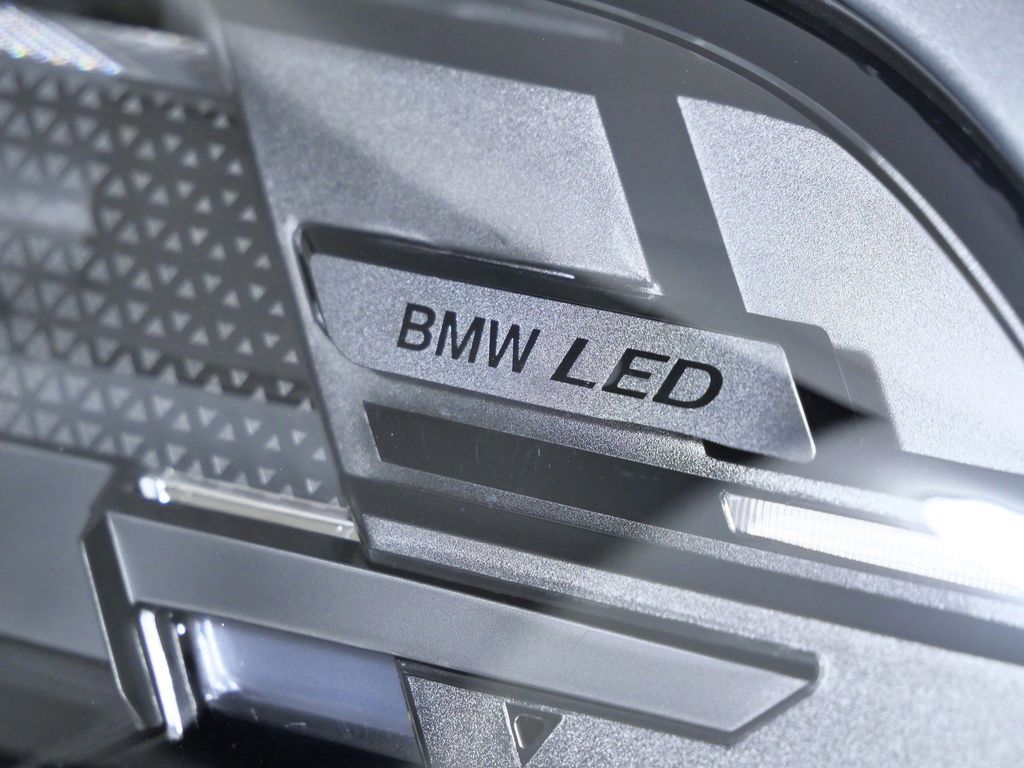 Thumbnail: 2026 BMW X5 - 7