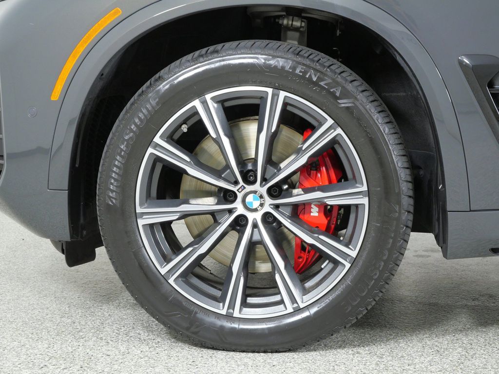 Thumbnail: 2026 BMW X5 - 26
