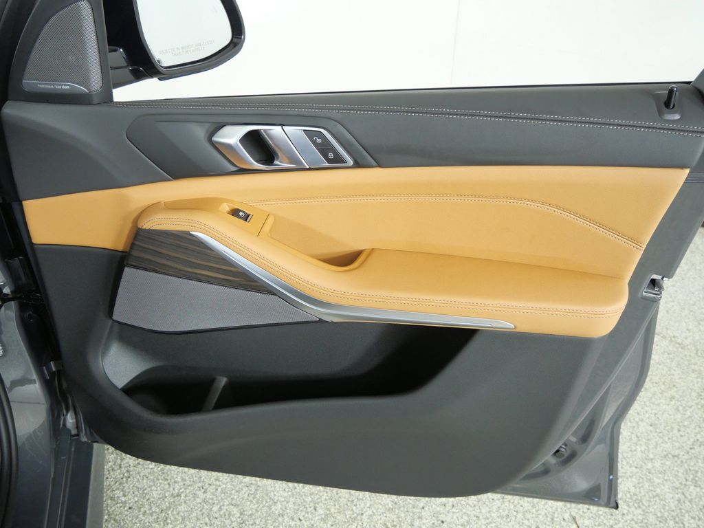 Thumbnail: 2026 BMW X5 - 29