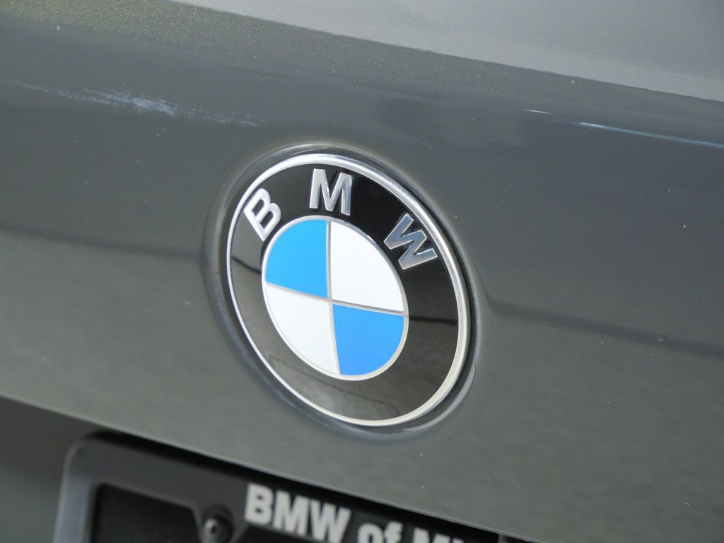 Thumbnail: 2026 BMW X5 - 22