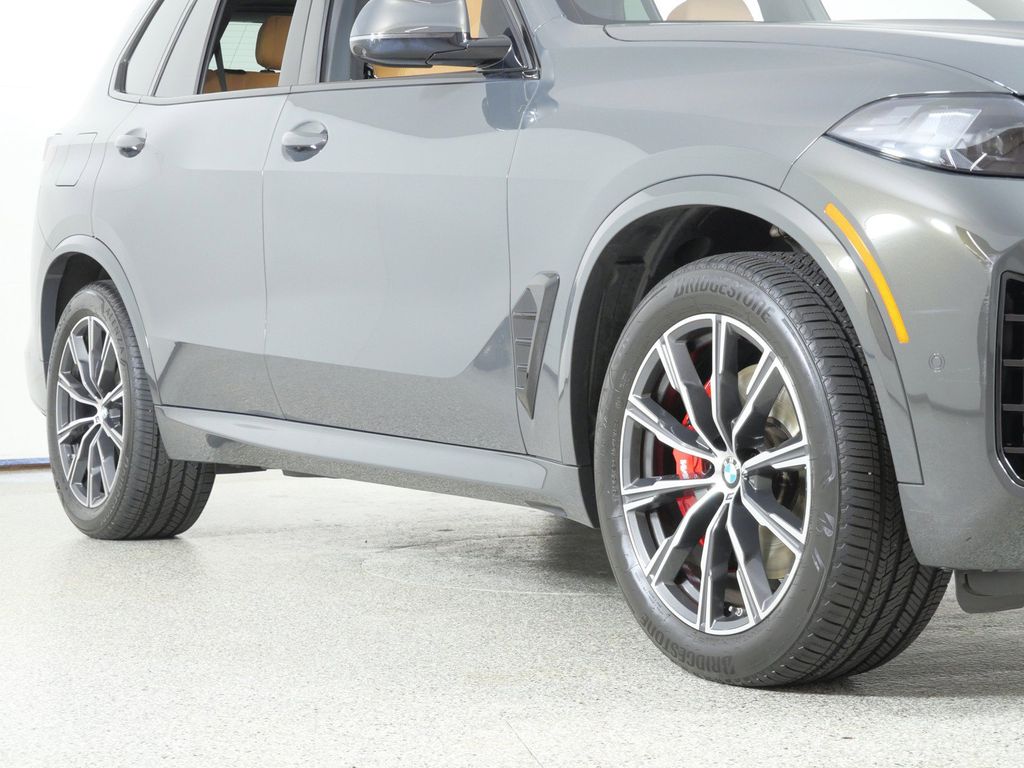 Thumbnail: 2026 BMW X5 - 8