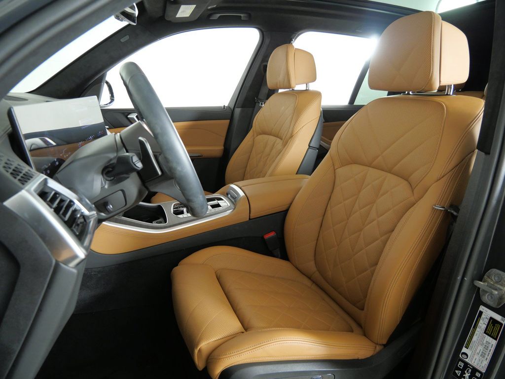 Thumbnail: 2026 BMW X5 - 42