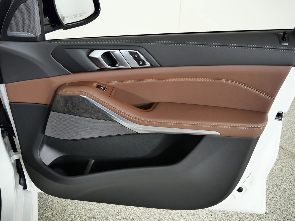 Thumbnail: 2026 BMW X5 - 26