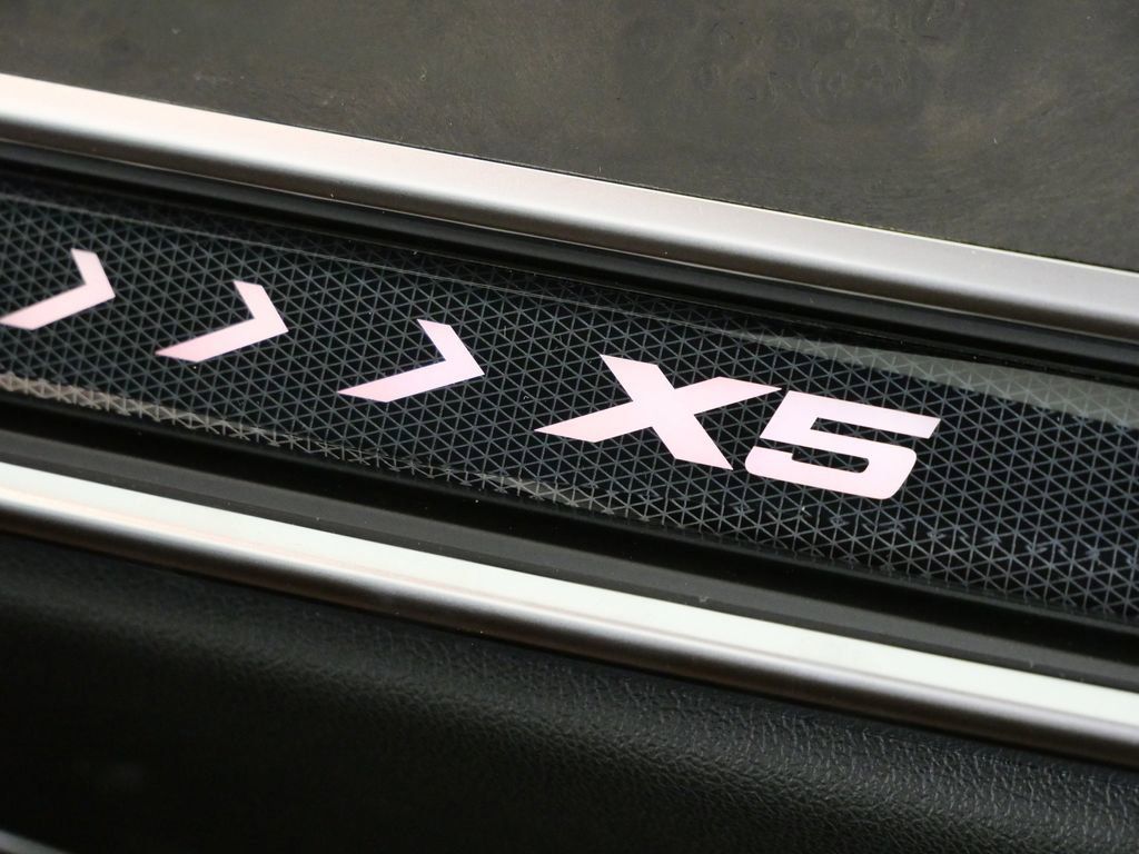 Thumbnail: 2026 BMW X5 - 29