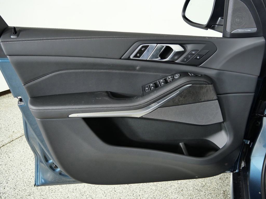 Thumbnail: 2026 BMW X5 - 37