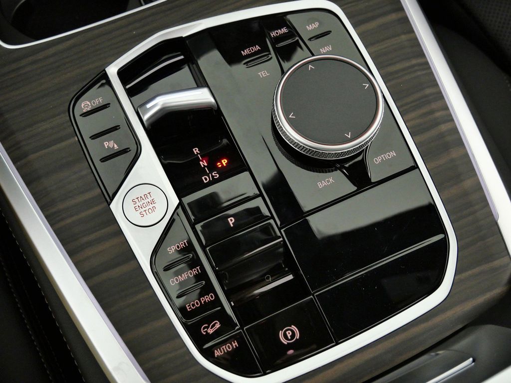 Thumbnail: 2026 BMW X5 - 50