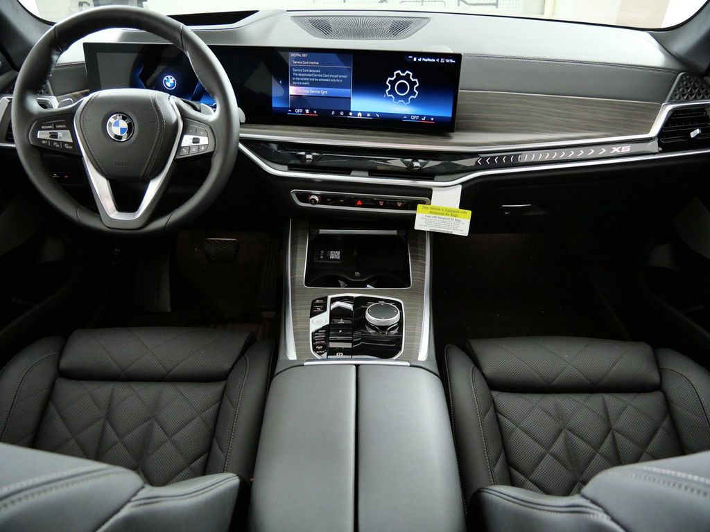 Thumbnail: 2026 BMW X5 - 2