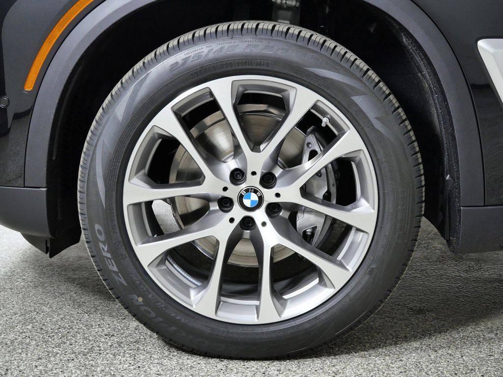 Thumbnail: 2026 BMW X5 - 26