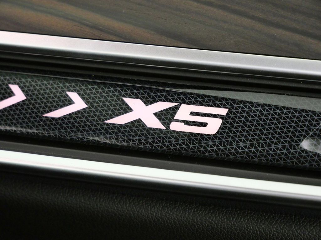 Thumbnail: 2026 BMW X5 - 31