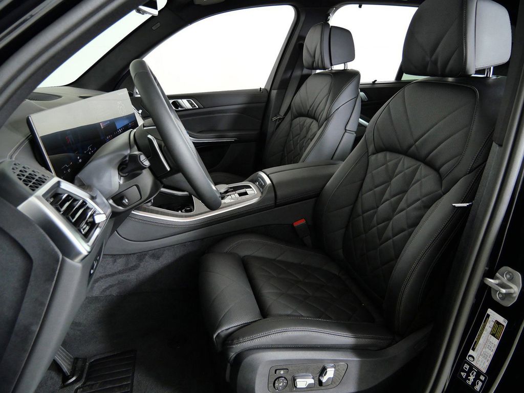 Thumbnail: 2026 BMW X5 - 41