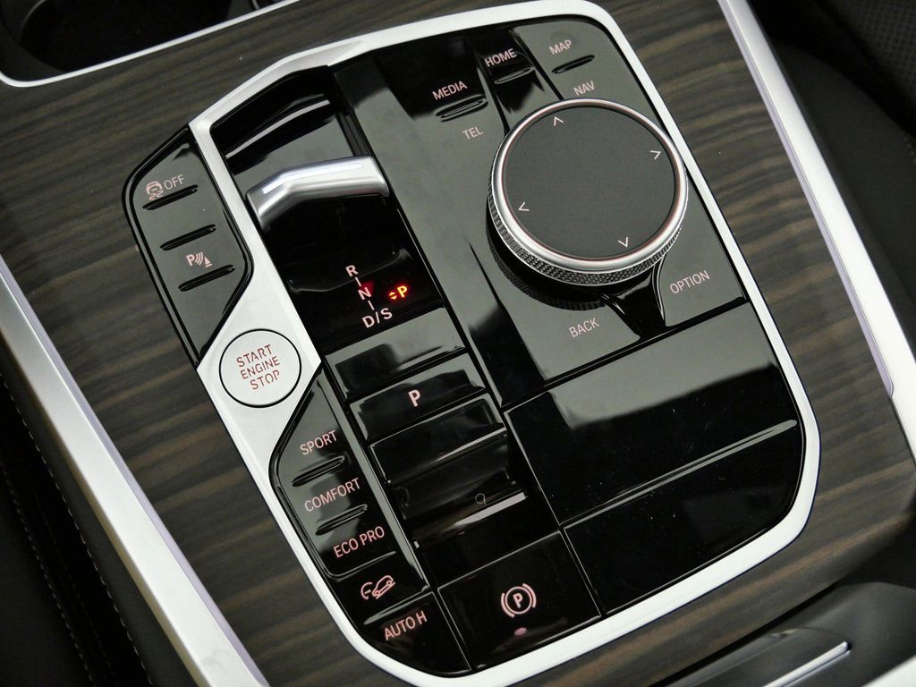 Thumbnail: 2026 BMW X5 - 50