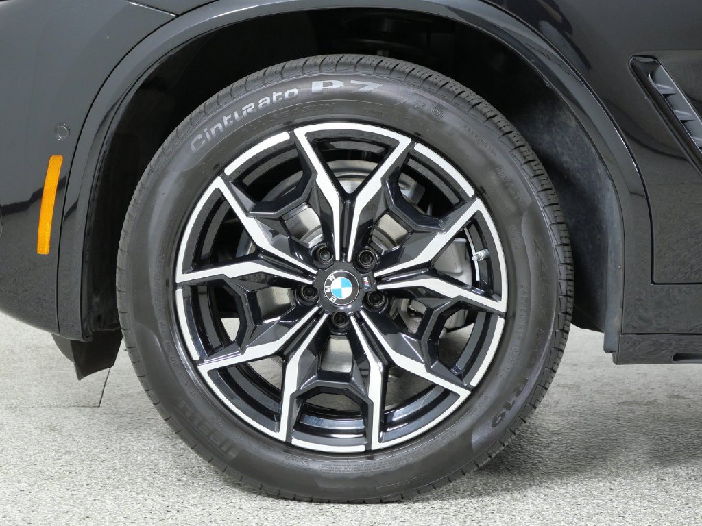 Thumbnail: 2024 BMW X4 - 8