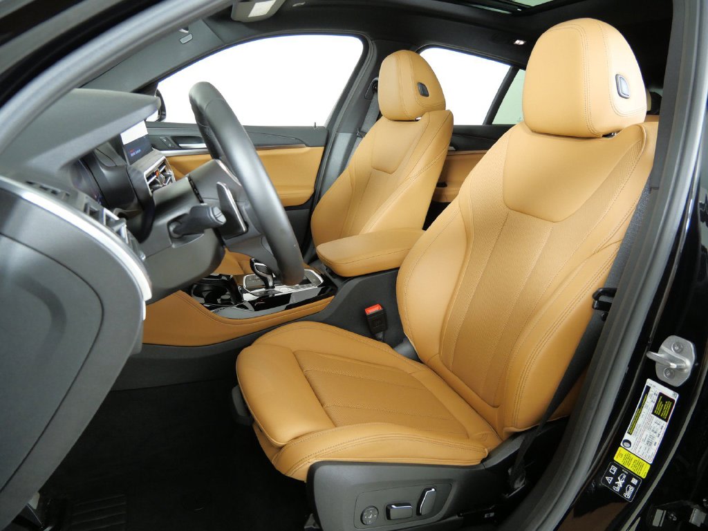 Thumbnail: 2024 BMW X4 - 39