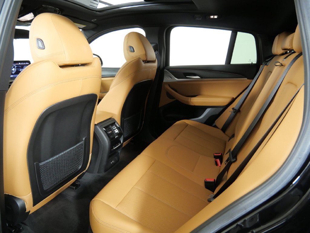 Thumbnail: 2024 BMW X4 - 35