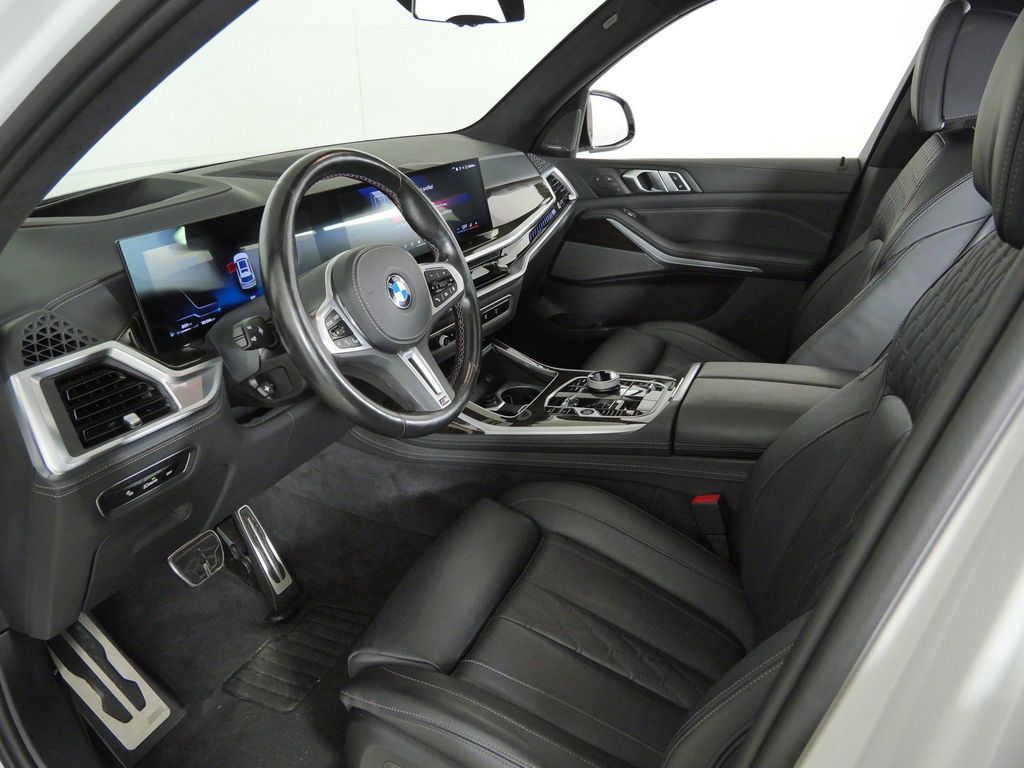 Thumbnail: 2024 BMW X7 - 42
