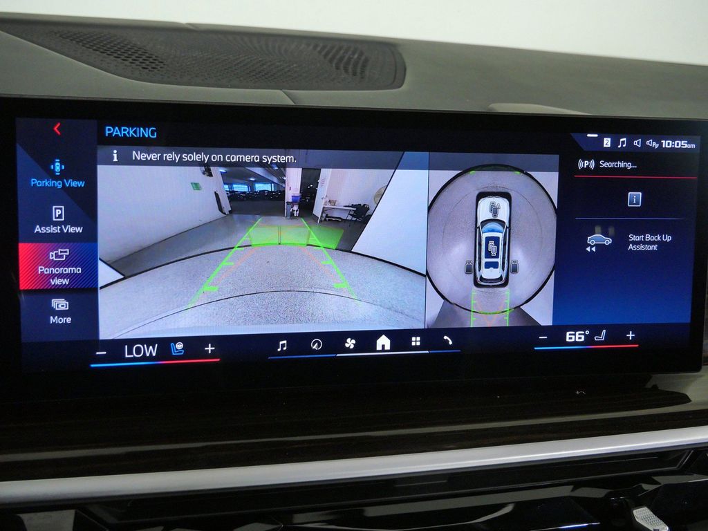 Thumbnail: 2024 BMW X7 - 52