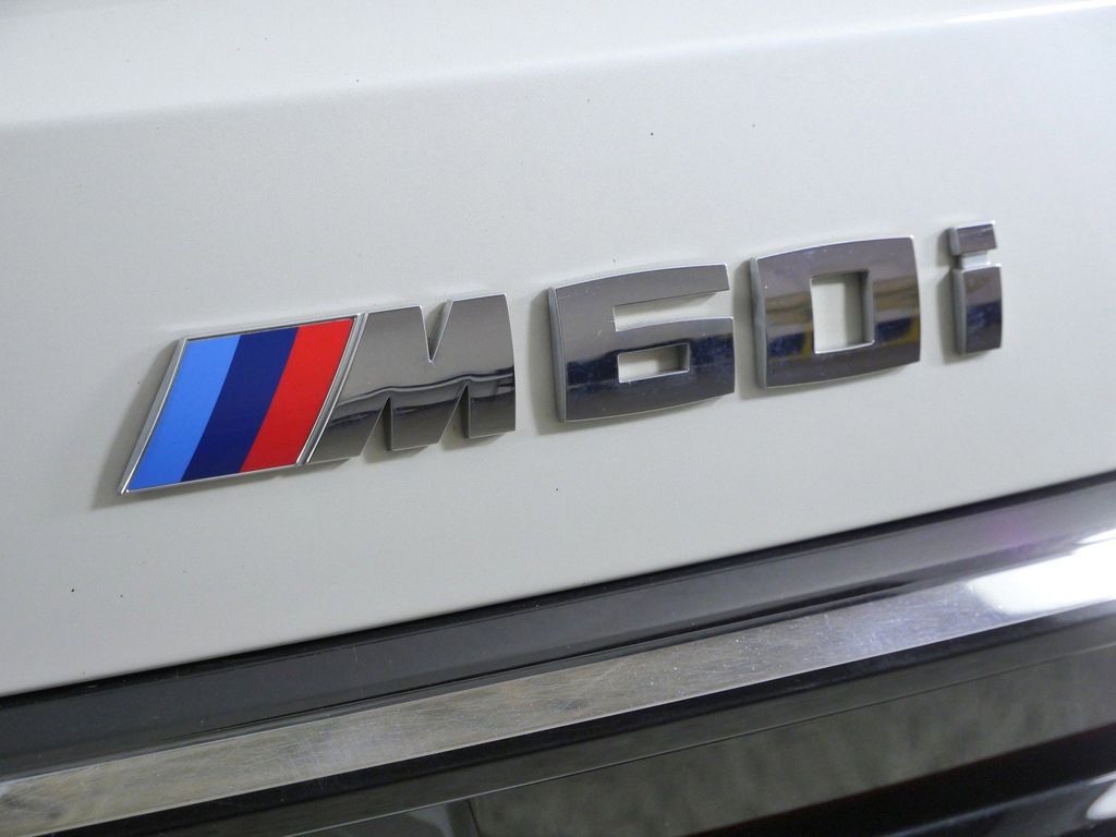 Thumbnail: 2024 BMW X7 - 23