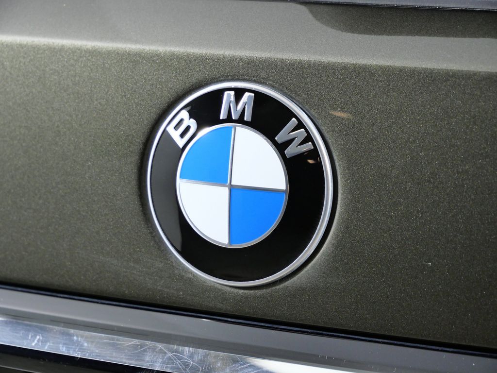 Thumbnail: 2024 BMW X7 - 20