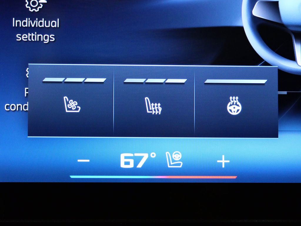 Thumbnail: 2024 BMW X7 - 47