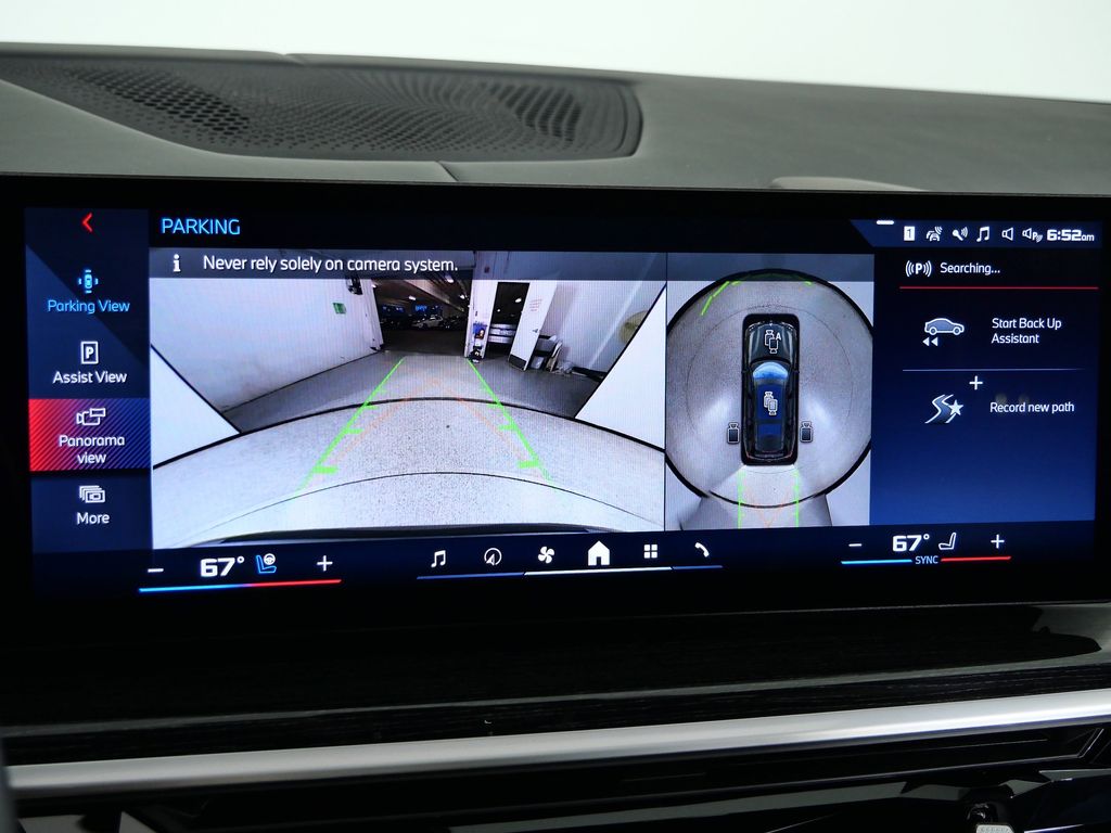 Thumbnail: 2024 BMW X7 - 49