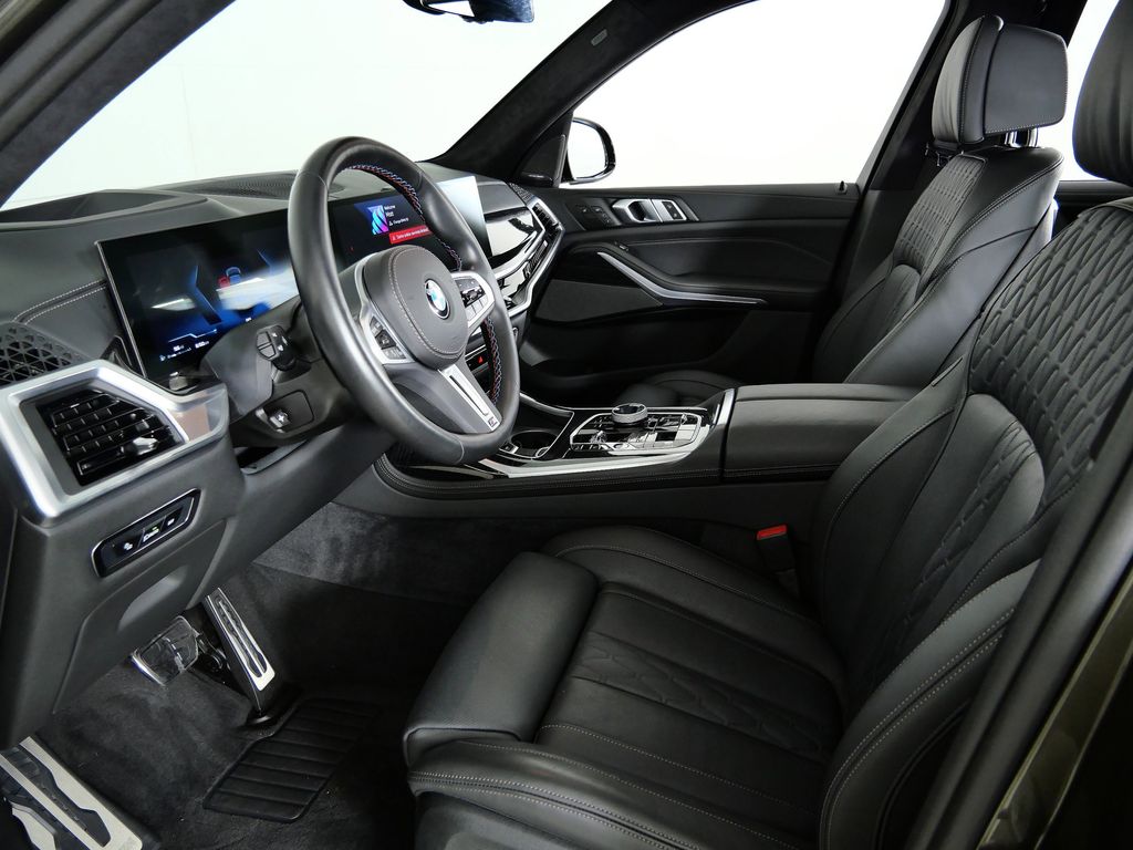 Thumbnail: 2024 BMW X7 - 38