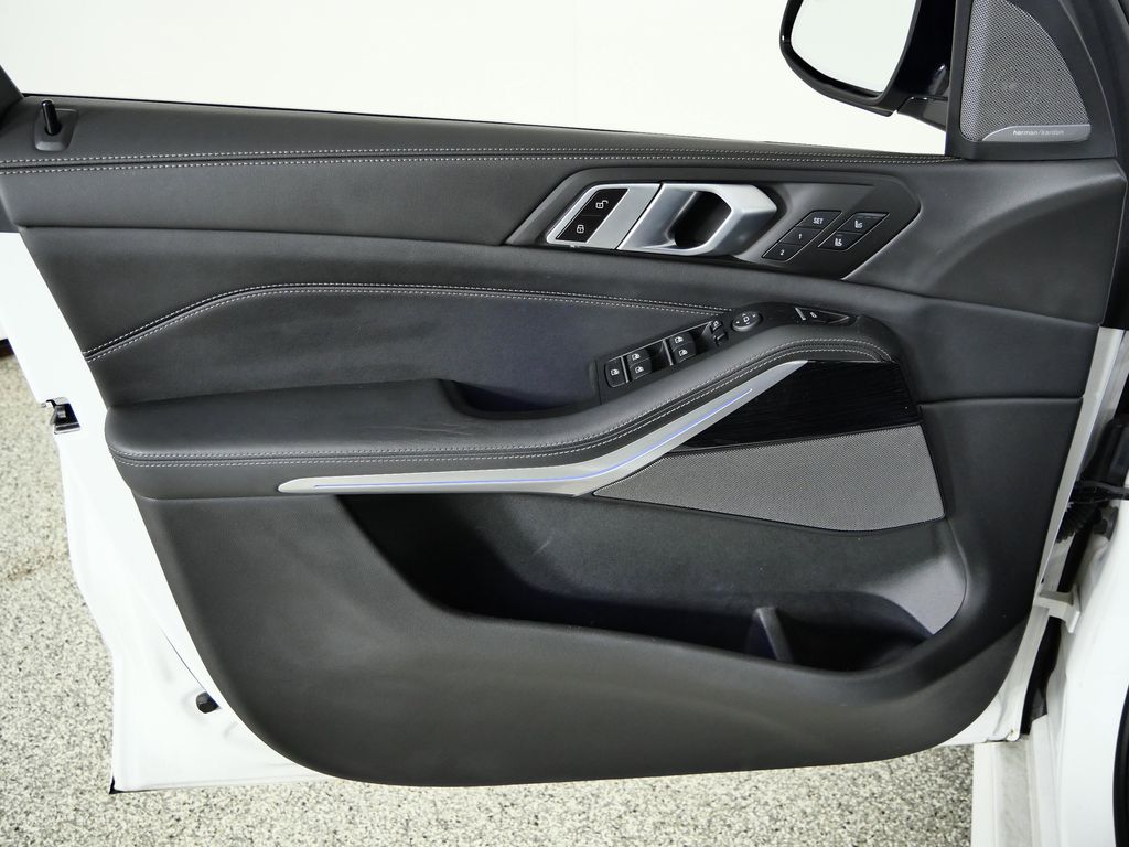 Thumbnail: 2024 BMW X5 - 39