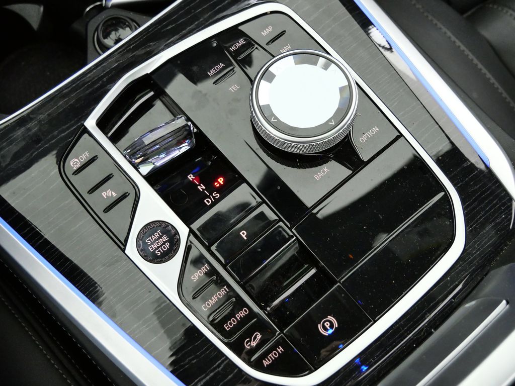 Thumbnail: 2024 BMW X5 - 15