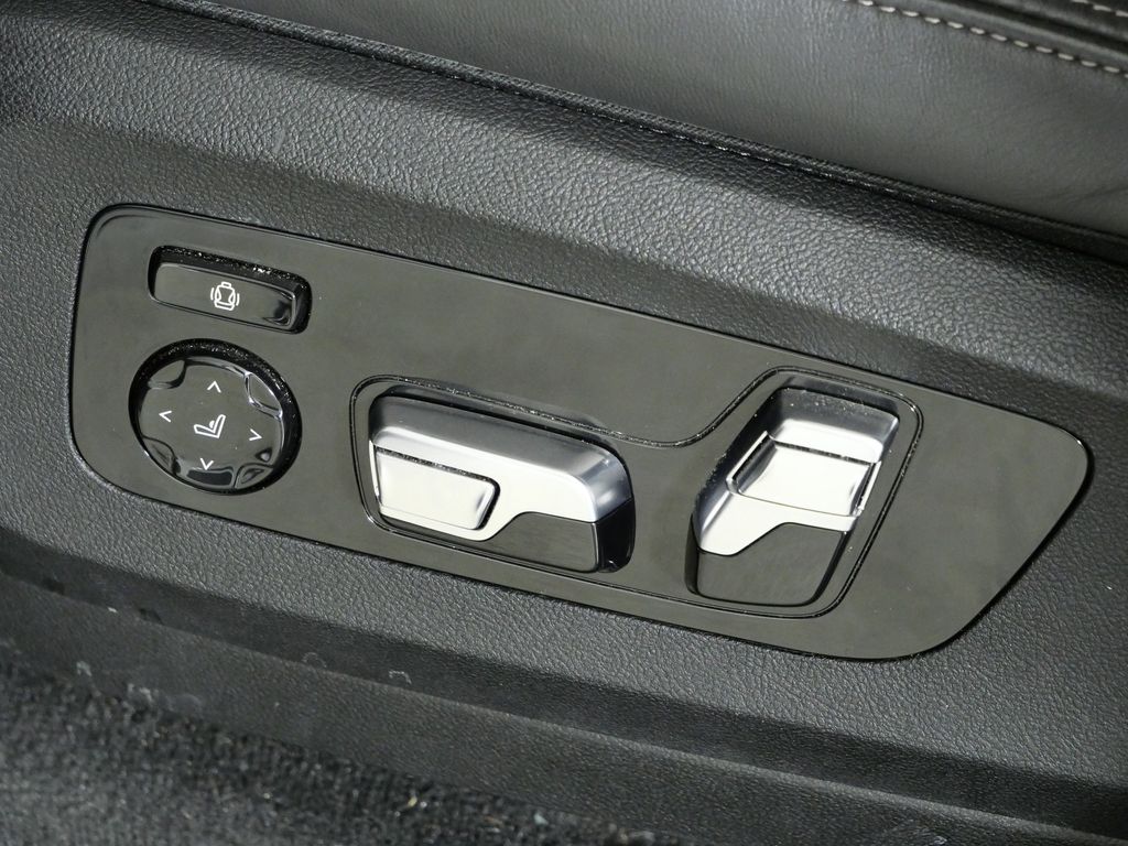 Thumbnail: 2024 BMW X5 - 43