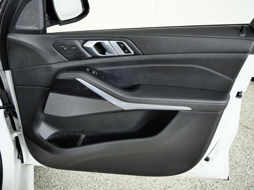 Thumbnail: 2024 BMW X5 - 29