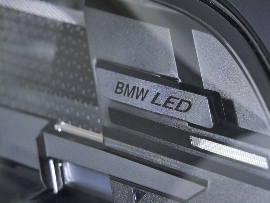 Thumbnail: 2025 BMW X6 - 7